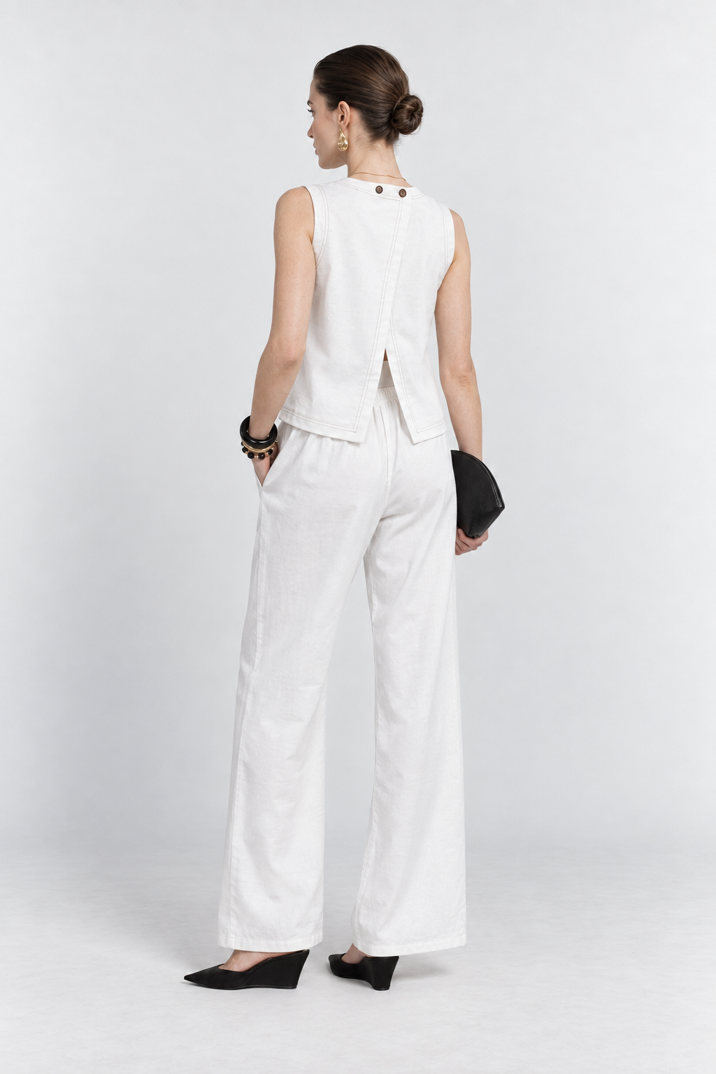 Halo White Contrast-Stitch Top