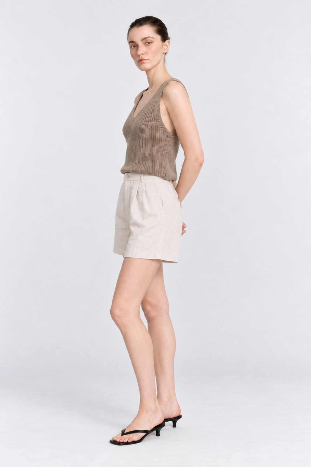 White Linen Elastic Waist Relaxed Shorts — alternate view 3